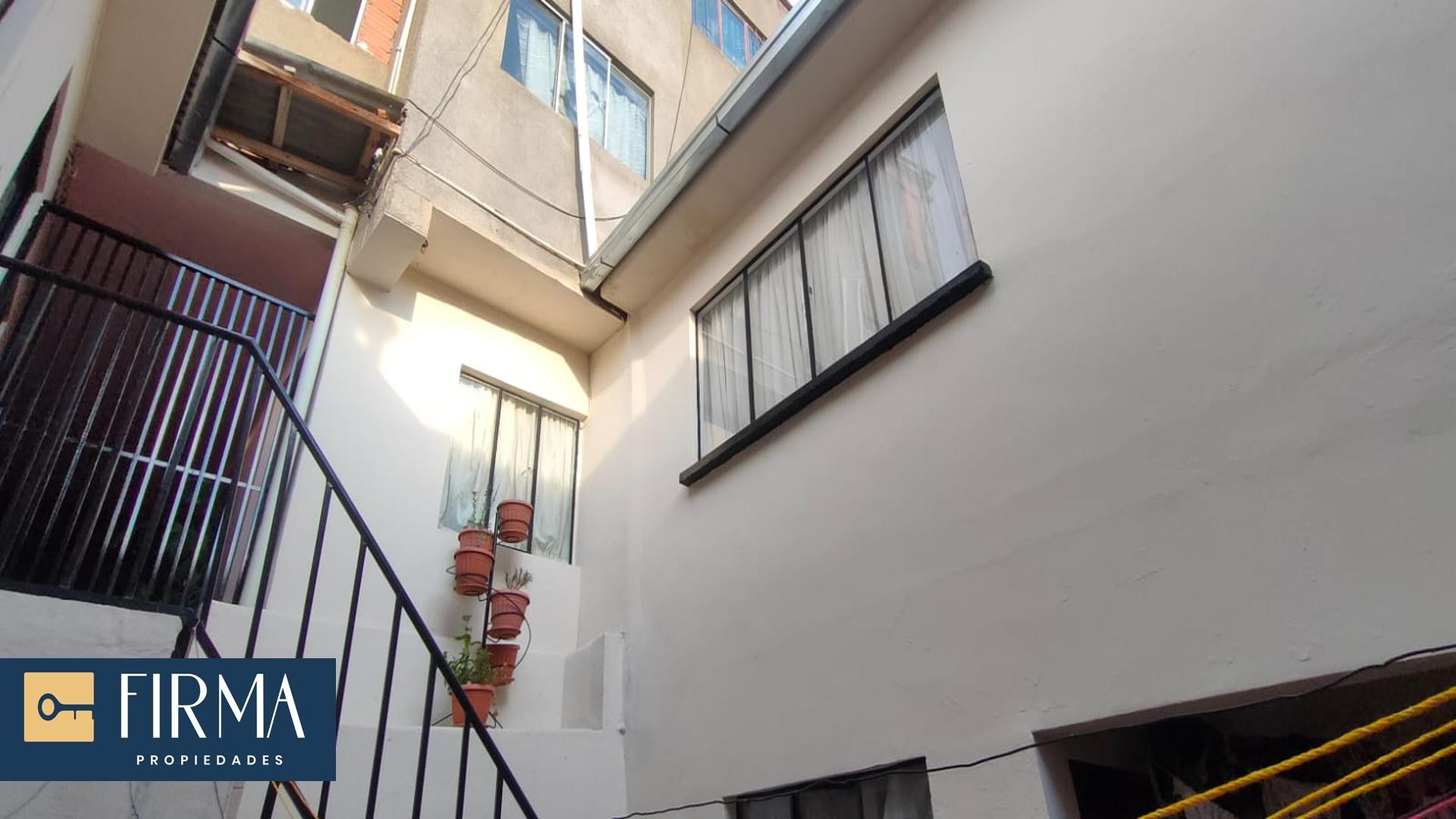 Casa en Villa San Antonio en La Paz 4 dormitorios 3 baños  Foto 5