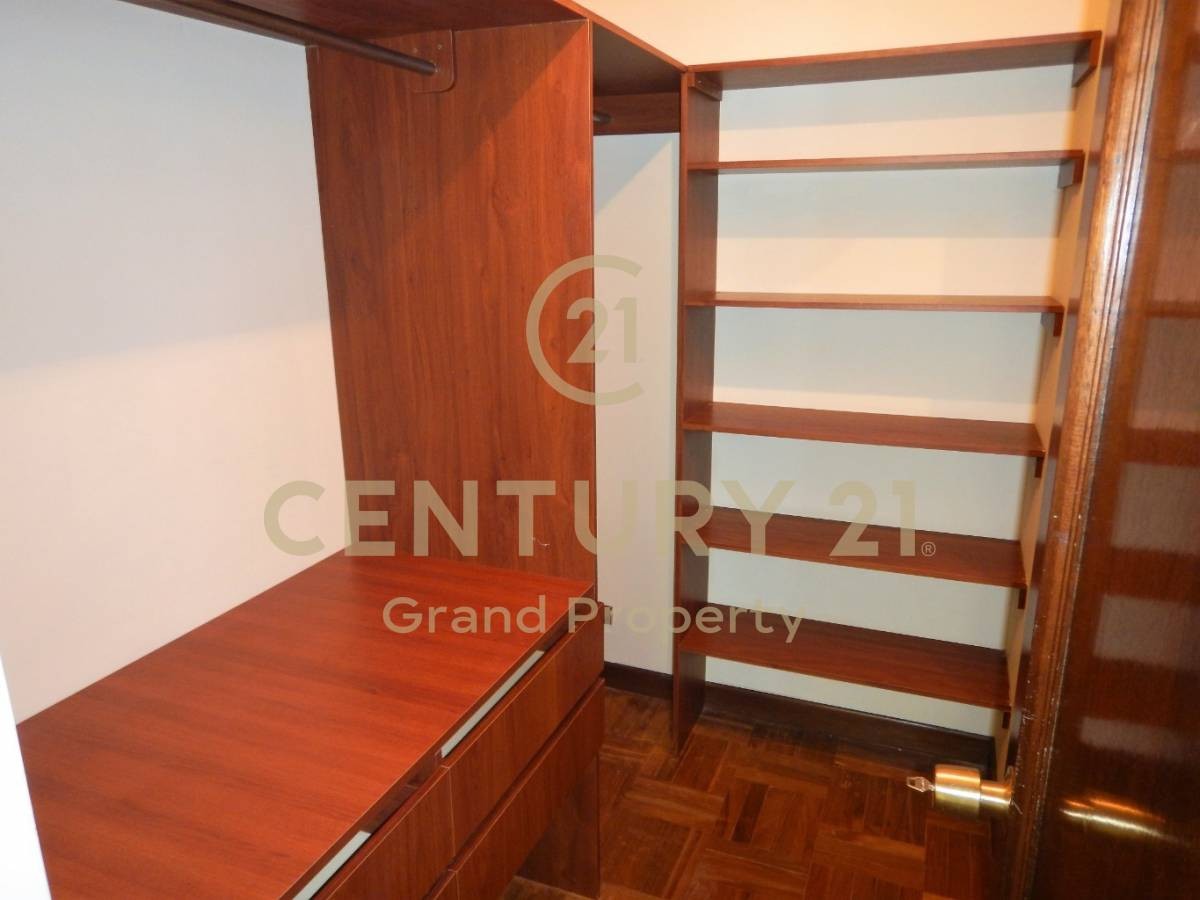 Departamento Av. Sanchez Lima Nº 2326, Edif. Valentina Piso 13 Depto 13A Foto 12