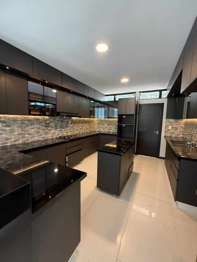 En Venta a $us 285,000 Foto 12