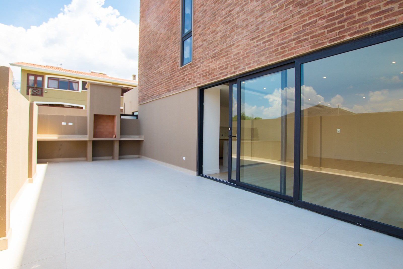 Casa en VentaC.Higuera entre Flor de Lima y Azhar, Z. Tupuraya Foto 8