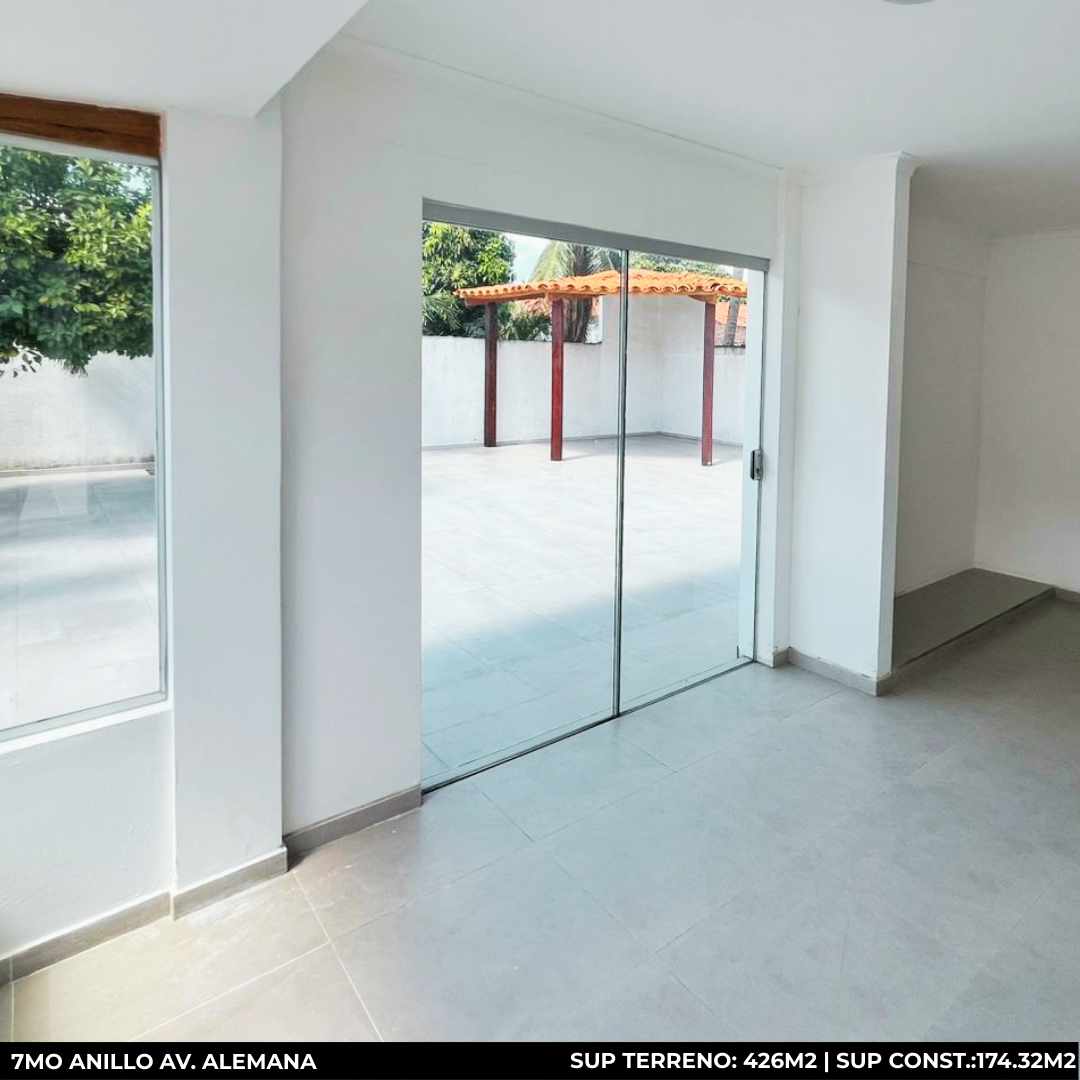 Casa en VentaZona Norte 7mo anillo Av Alemana (TC 7) Foto 8