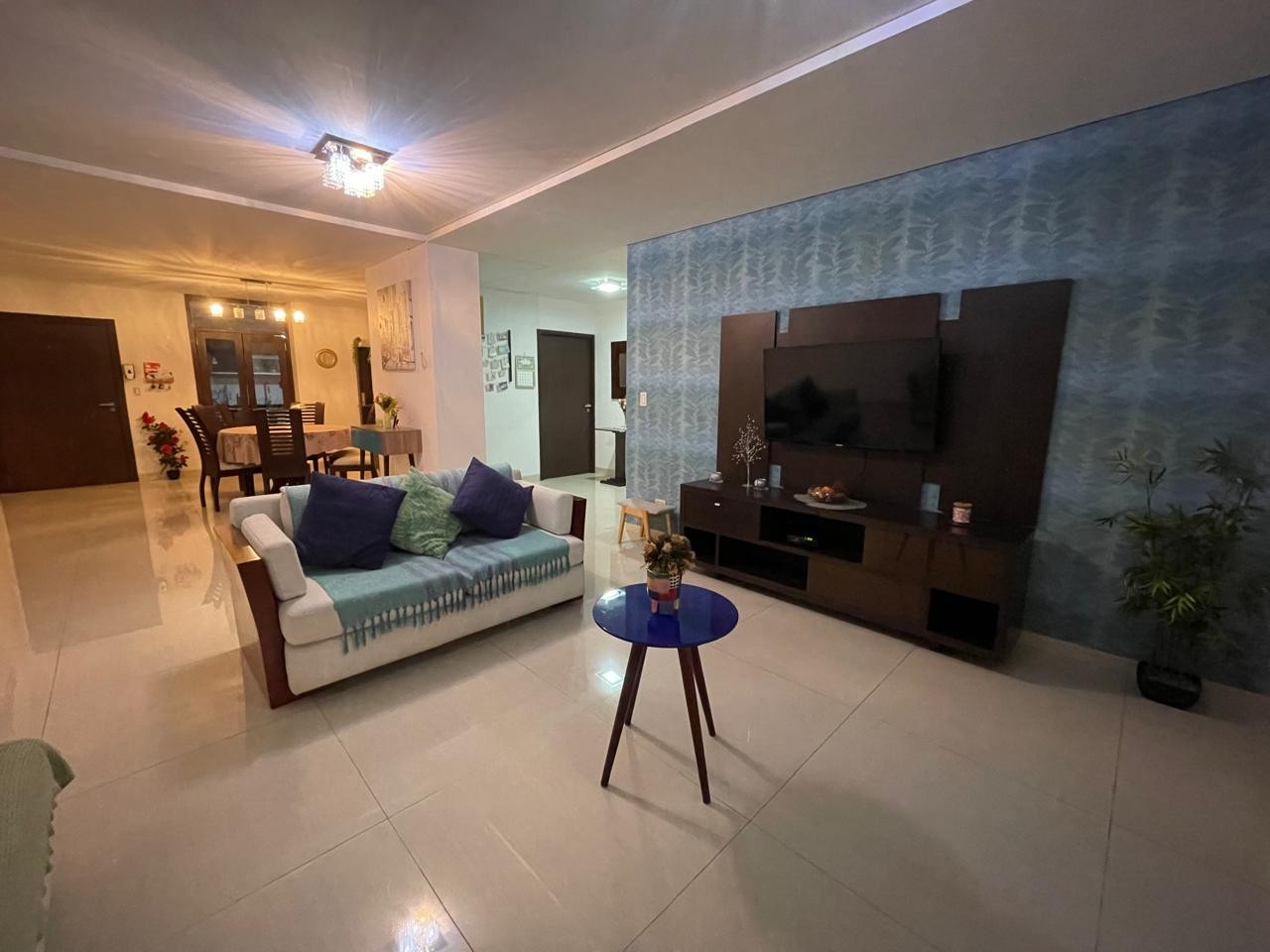 Departamento en AlquilerCalle Cochabamba, casi esquina Irala 2 dormitorios 3 baños 1 parqueos Foto 10