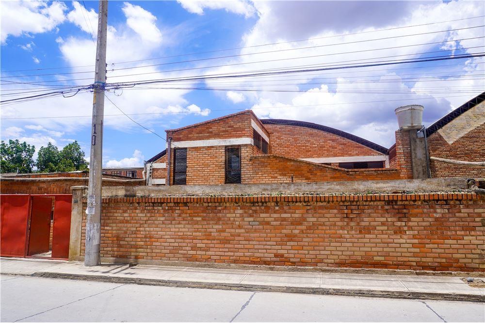 En Alquiler a $us 2,500 Foto 2