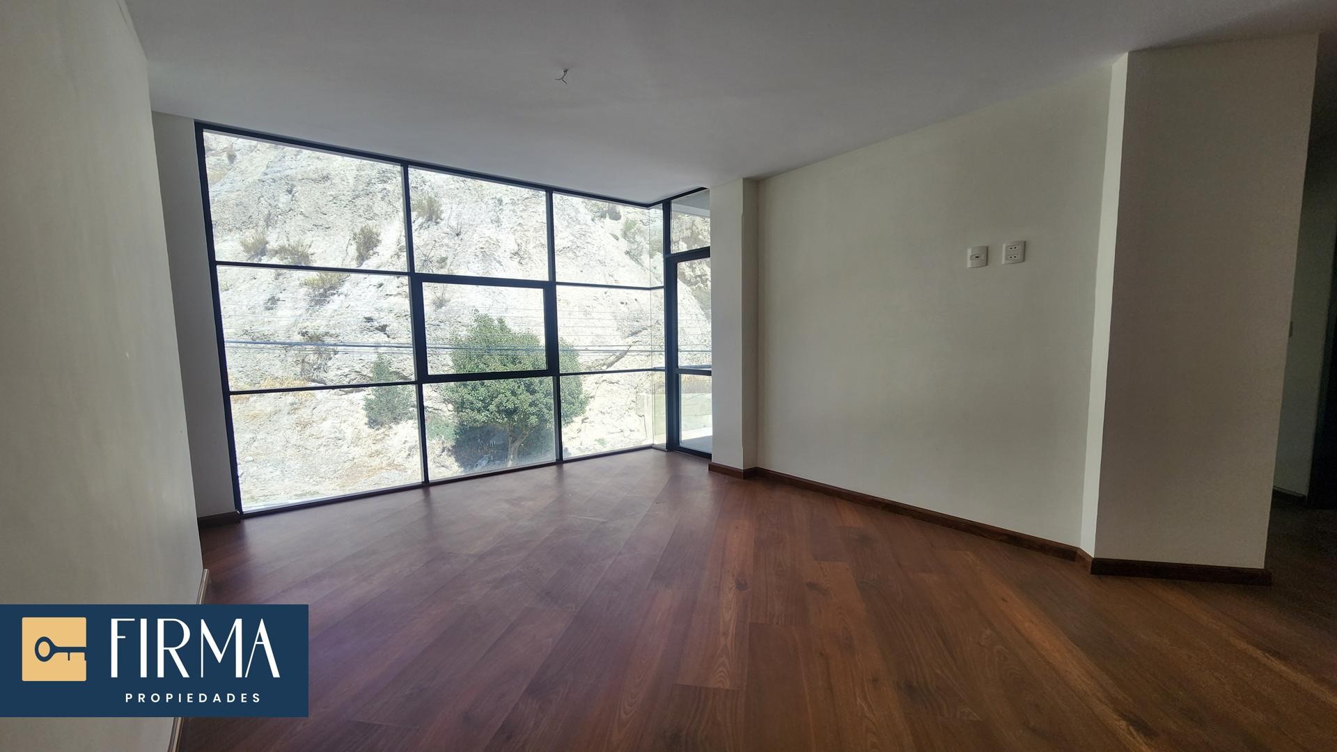 Departamento en VentaDEPARTAMENTO EN VENTA CON BALCON EN ACHUMANI Foto 12
