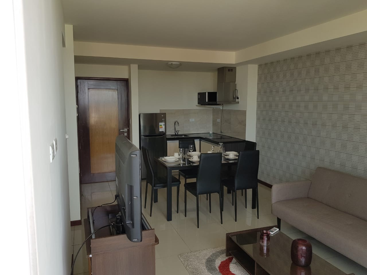 Departamento en VentaEquipetrol, Edificio Macororo 9, departamento  de lujo Foto 2