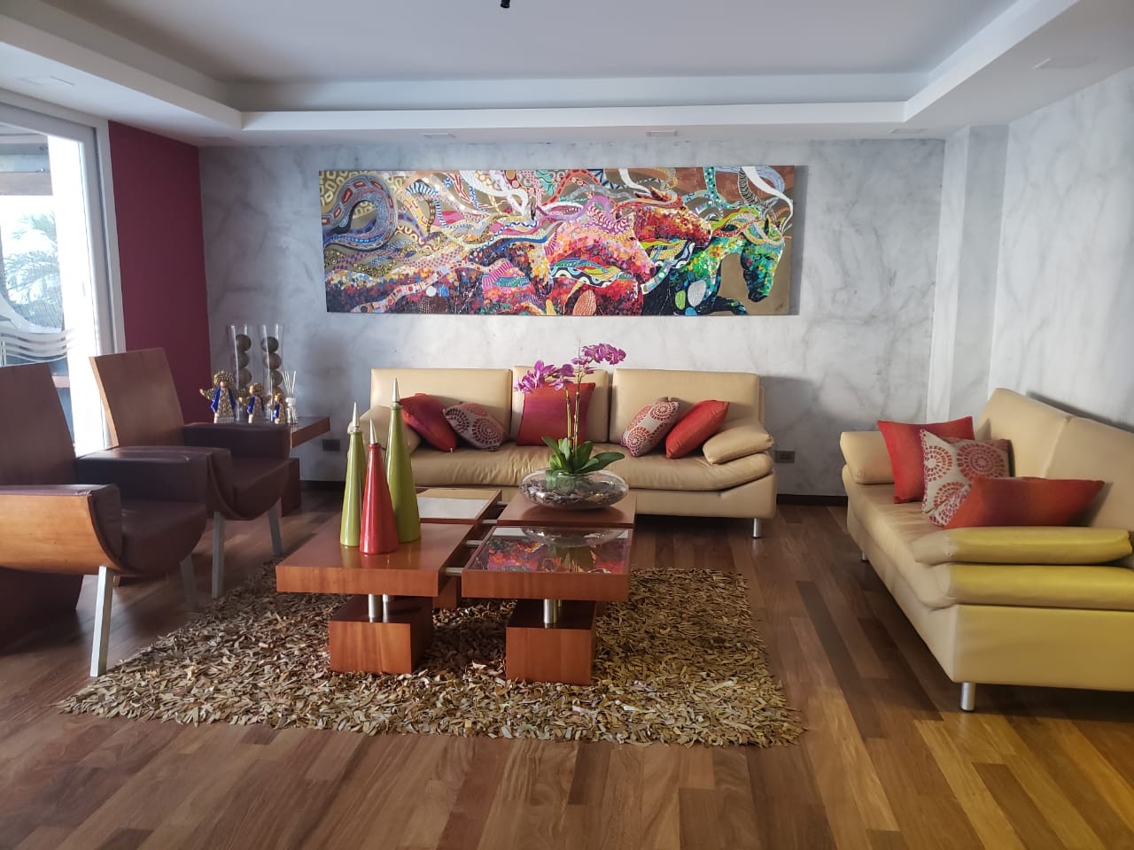 Av. Banzer Y 4to Anillo | UC-880591 | UltraCasas.com