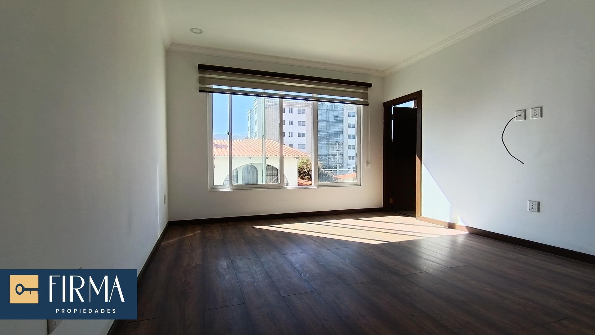 Departamento en AlquilerAchumani  2 dormitorios 3 baños 1 parqueos Foto 4