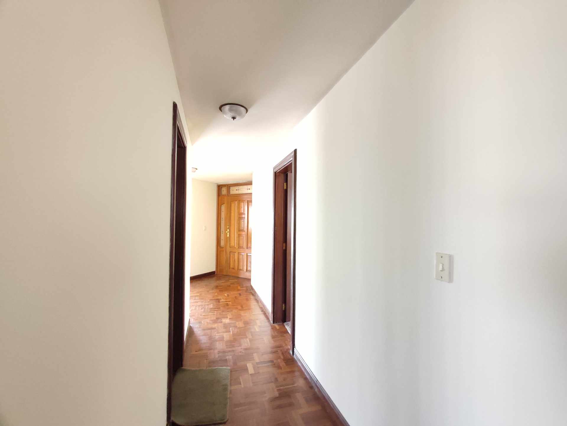 Departamento en AlquilerCALLE 26 - LOS PINOS 4 dormitorios 3 baños 1 parqueos Foto 9