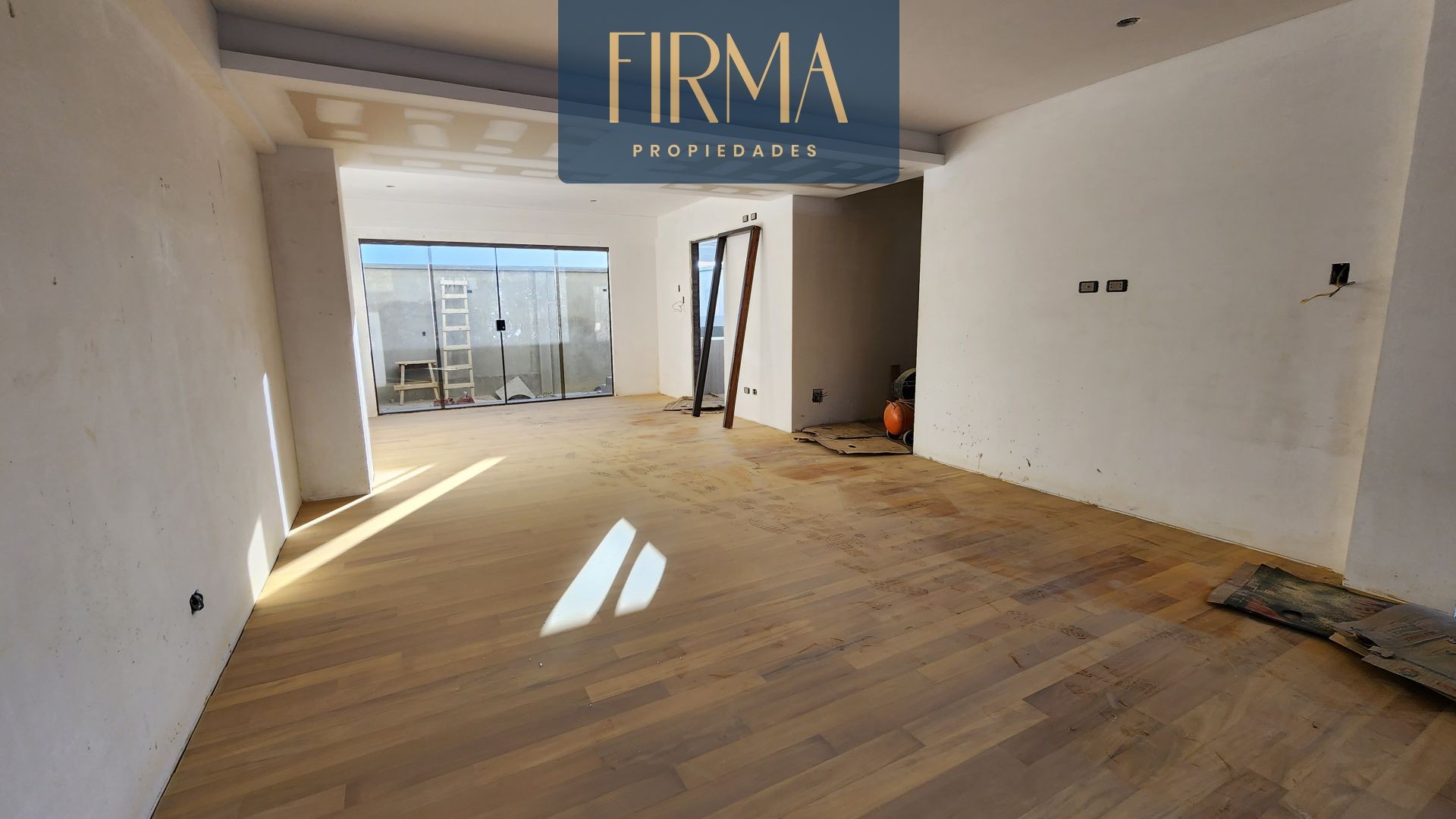 Casa en Achumani en La Paz 4 dormitorios 5 baños 2 parqueos Foto 14