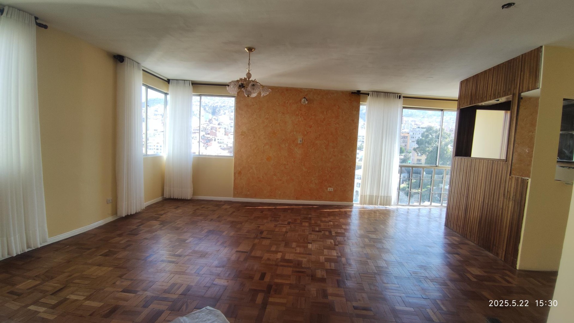 Departamento en Sopocachi en La Paz 4 dormitorios 3 baños 1 parqueos Foto 2