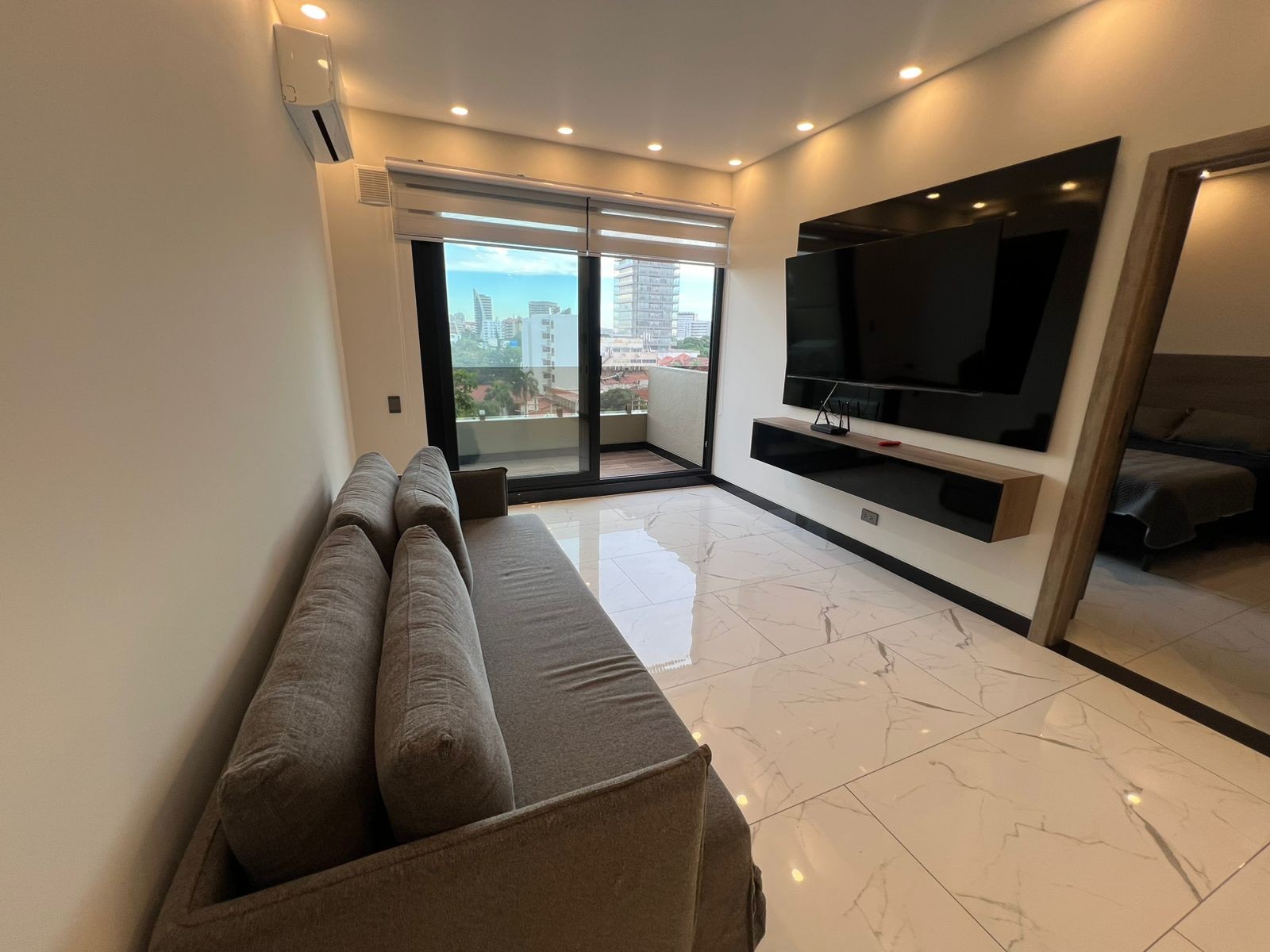 Departamento en AlquilerBARRIO EQUIPETROL CALLE 6 Foto 18