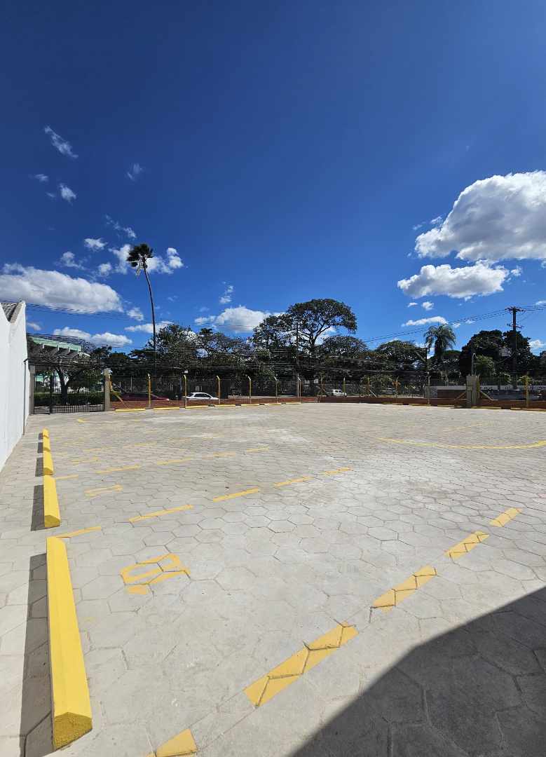 Terreno en AlquilerAv. Ejército Nacional- Frente al Estadio     Foto 11