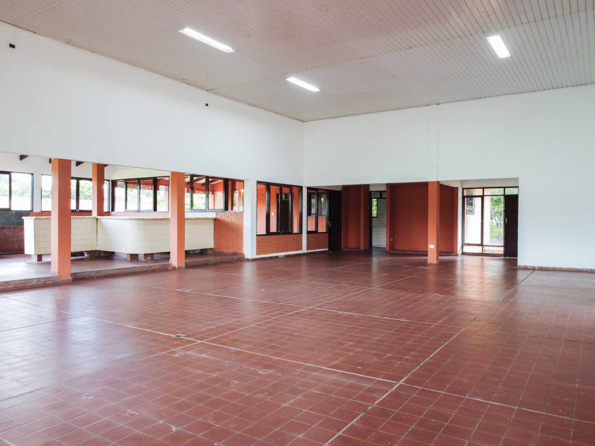 Terreno en Entre 6to y 7mo anillo Sur en Santa Cruz de la Sierra    Foto 2