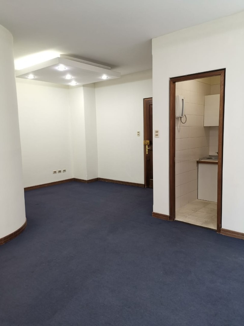 Oficina en San Jorge en La Paz 5 dormitorios 1 baños  Foto 9