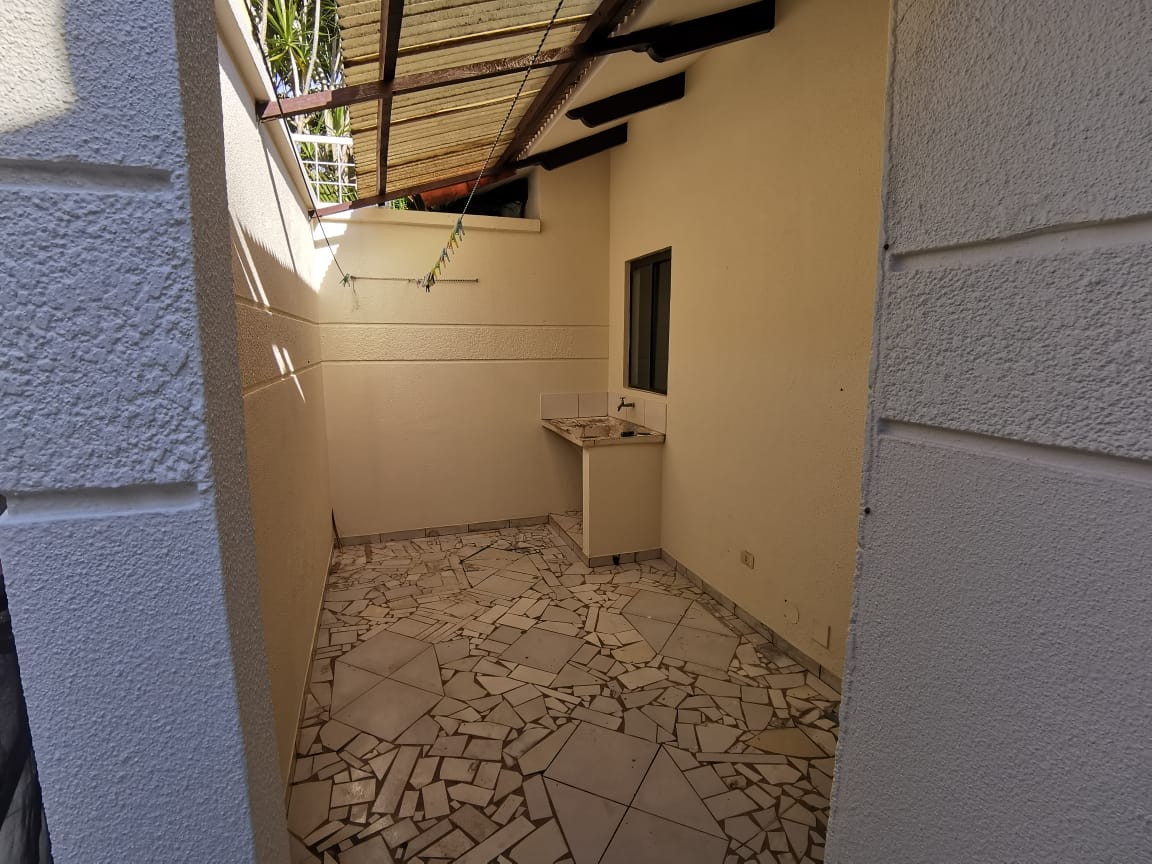 Casa en AlquilerCONDOMINIO PIRAI – AV. ROCA Y CORONADO 4 dormitorios 3 baños 2 parqueos Foto 25