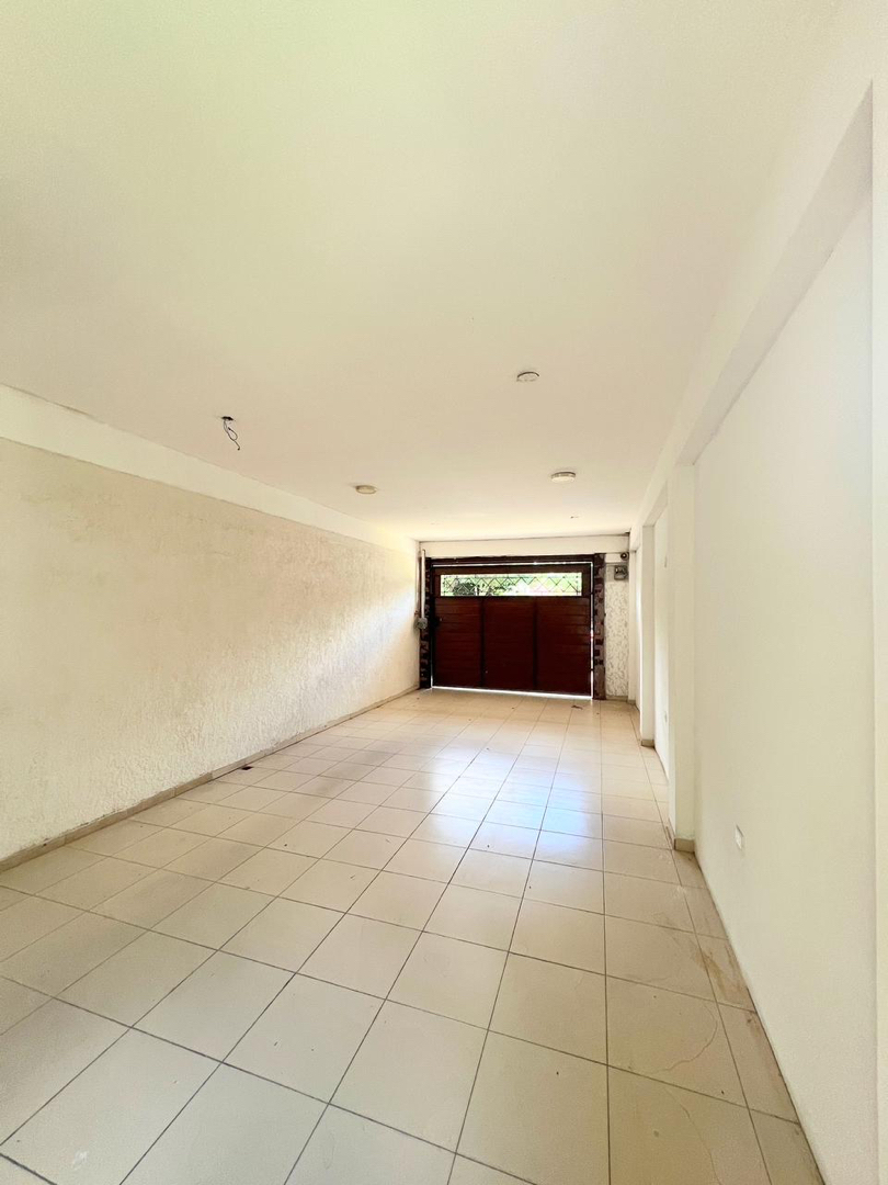 Terreno en VentaAV. BENI CASA COMO TERRENO EN VENTA    Foto 6