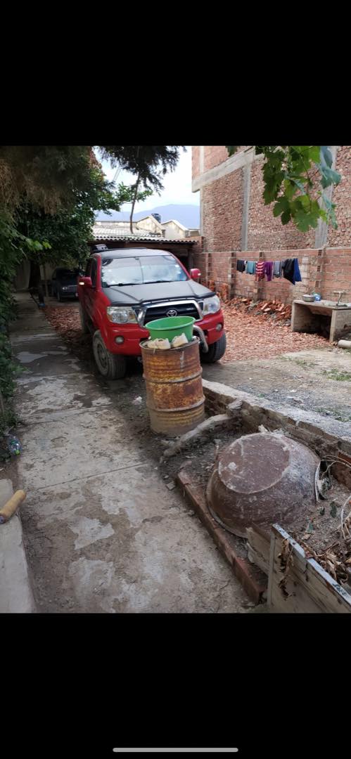 Casa Av Arquímedes, a 3 casas de restaurante primero de Mayo y cerca a la universidad UPB Foto 2
