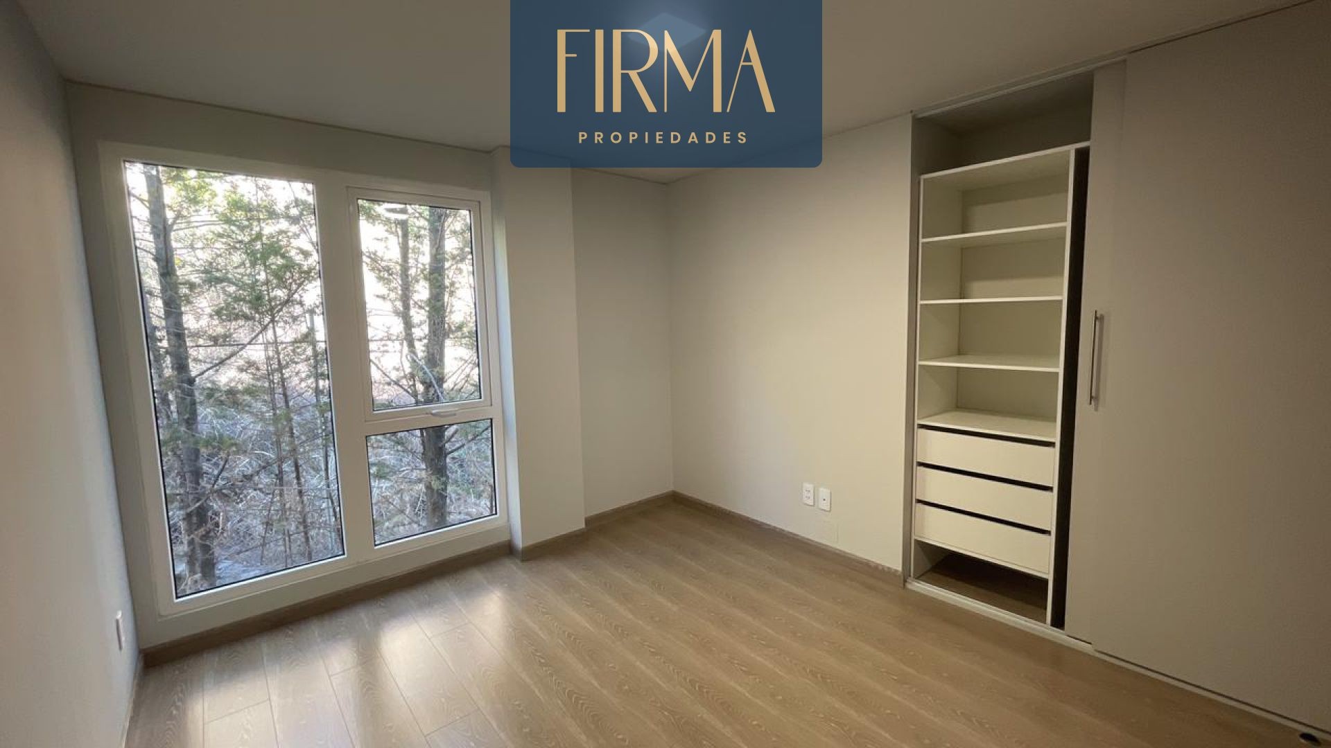 Departamento en Achumani en La Paz 2 dormitorios 3 baños 1 parqueos Foto 14