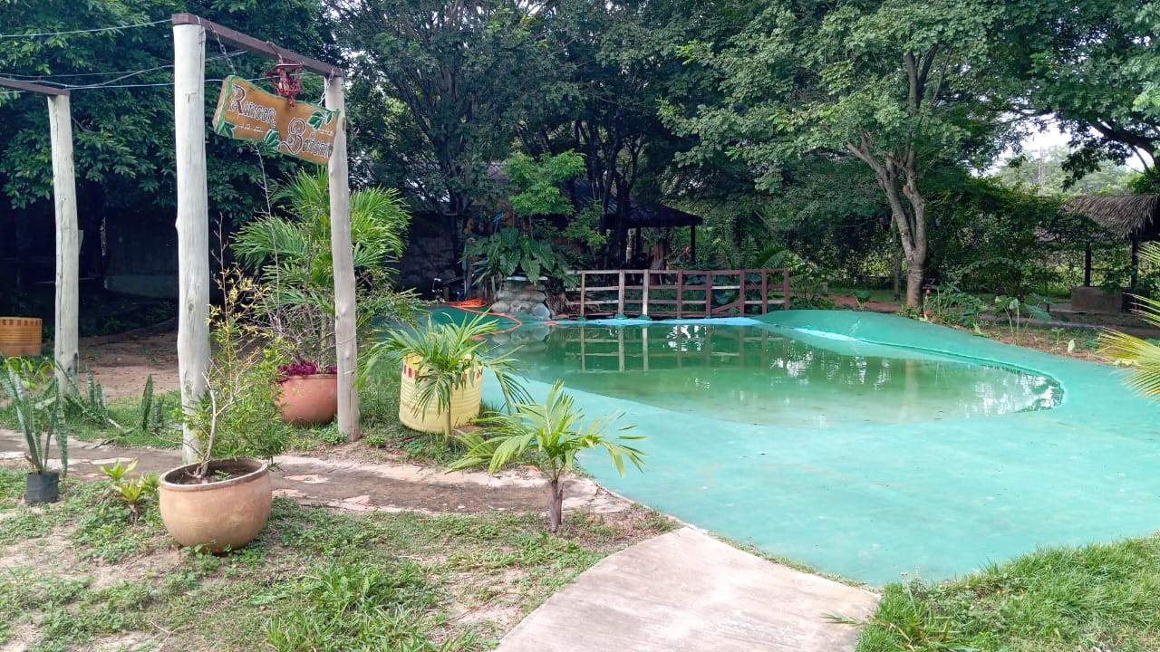 Local comercial en Alquiler4to anillo Urubo   10 baños  Foto 1