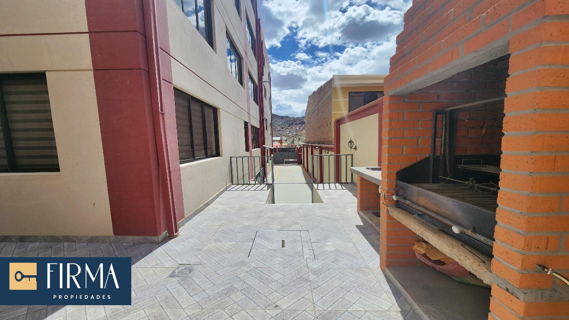 Departamento en Irpavi en La Paz 3 dormitorios 2 baños 1 parqueos Foto 8