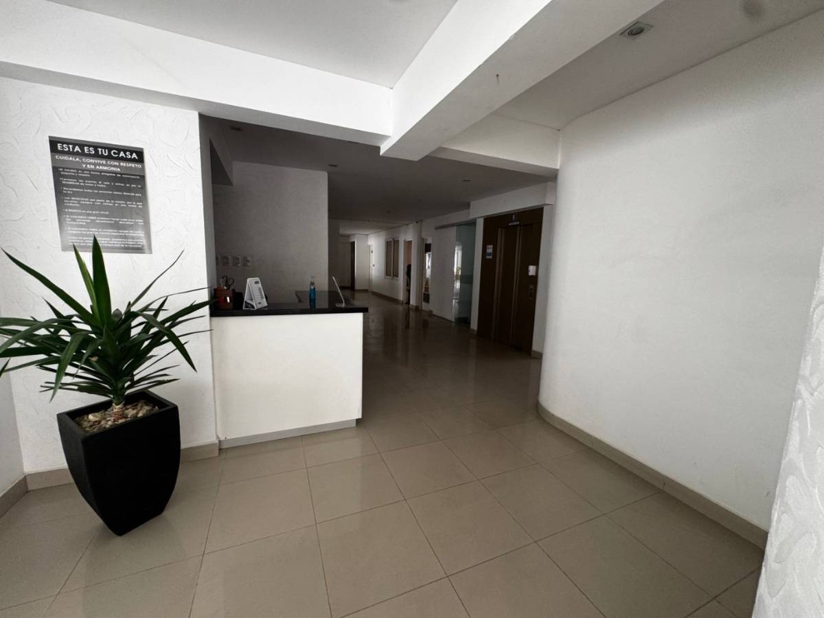 Departamento en Cota Cota en La Paz 3 dormitorios 2 baños 1 parqueos Foto 4