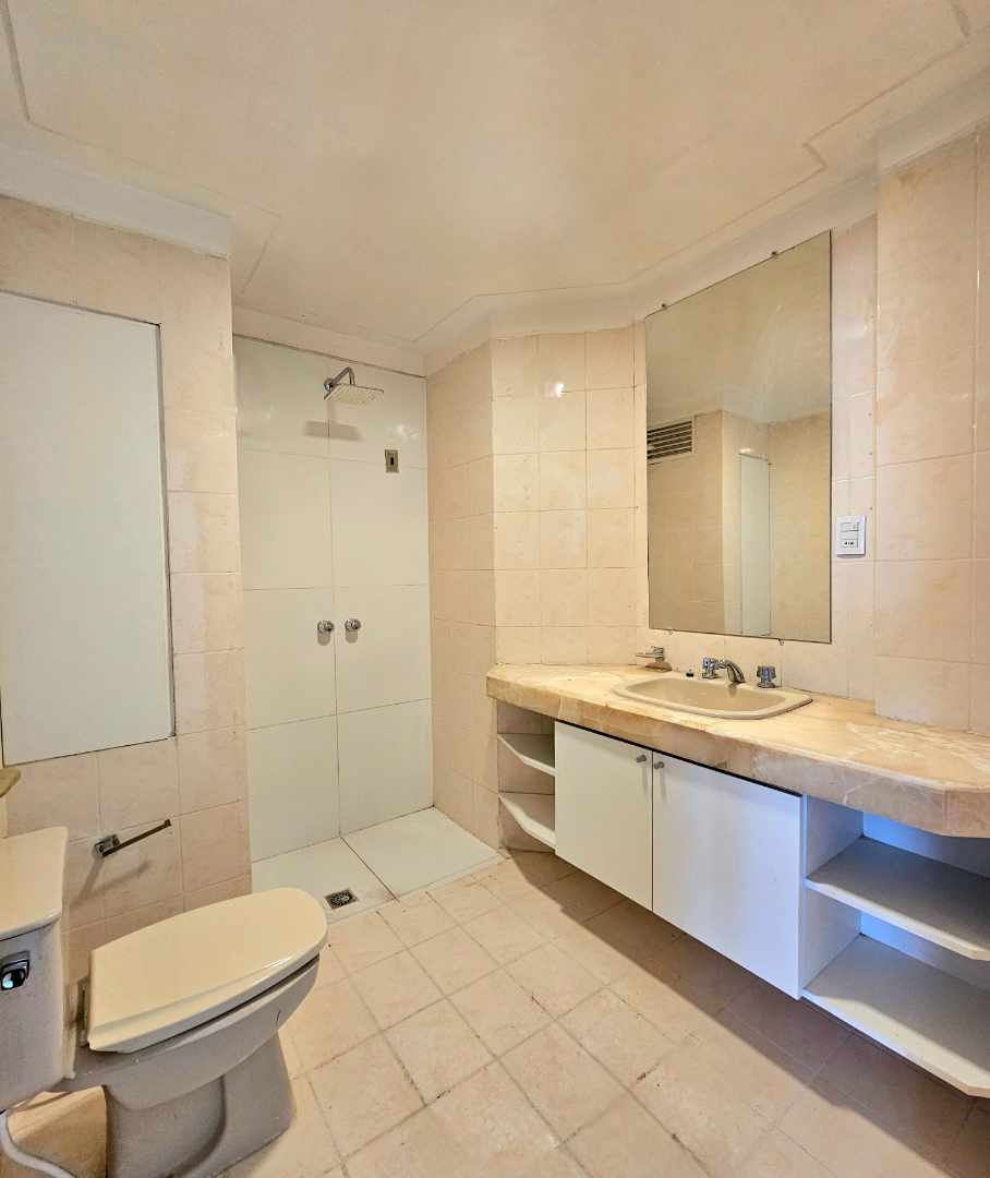 Departamento en Entre 1er y 2do anillo Sur en Santa Cruz de la Sierra 2 dormitorios 2 baños 1 parqueos Foto 15