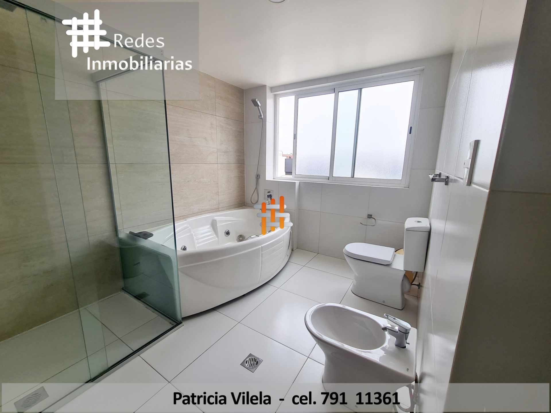 Casa en Achumani en La Paz 4 dormitorios 6 baños 2 parqueos Foto 29