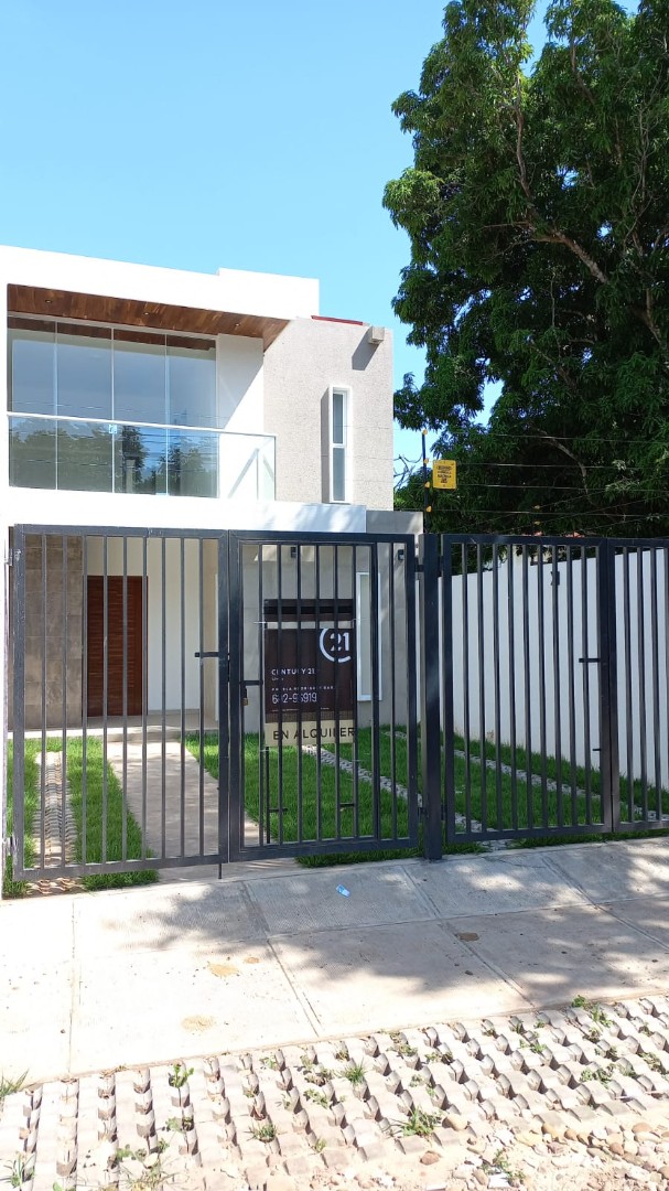 Casa en Entre 8vo y 9no anillo Norte en Santa Cruz de la Sierra 3 dormitorios 7 baños 2 parqueos Foto 10