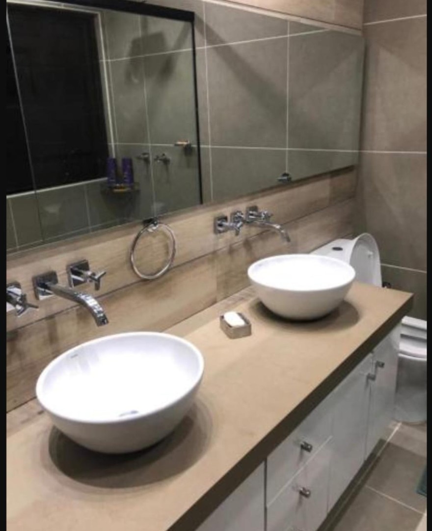 En Alquiler a $us 2,800 Foto 6