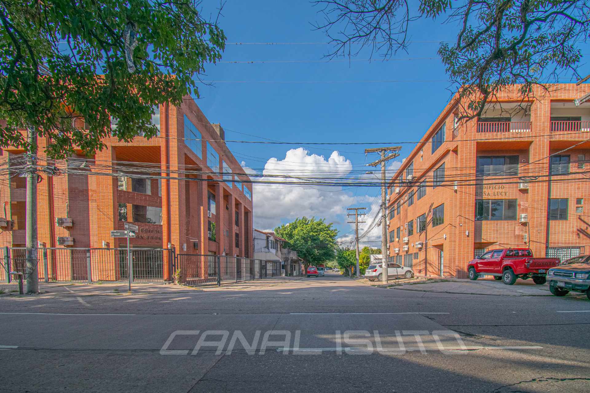 Edificio en VentaAV. LA SALLE EDIFICIO EN ALQUILER 10 dormitorios 8 baños 8 parqueos Foto 1