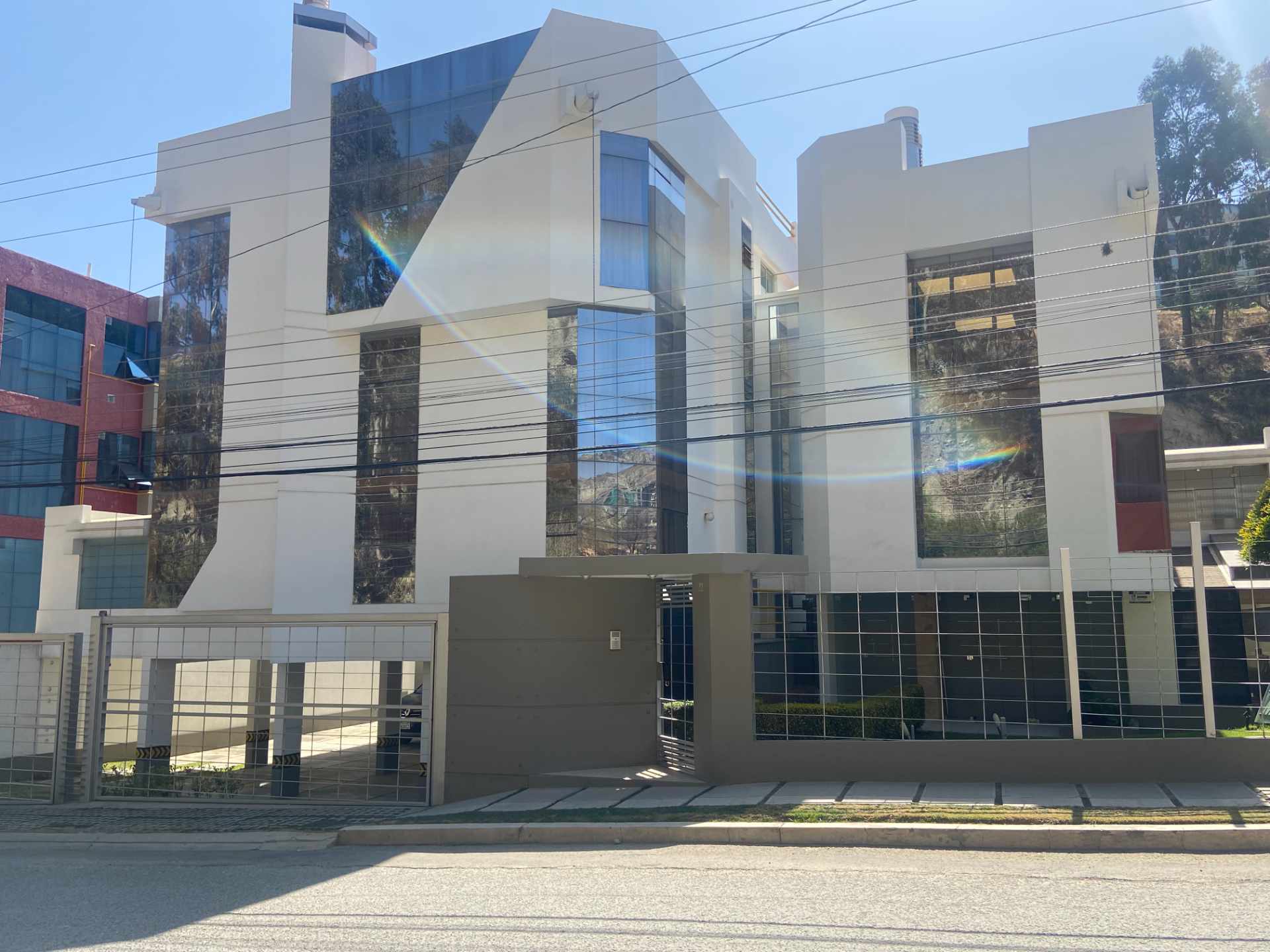 Departamento Av las Violetas #22 Altura calle 31 Foto 1