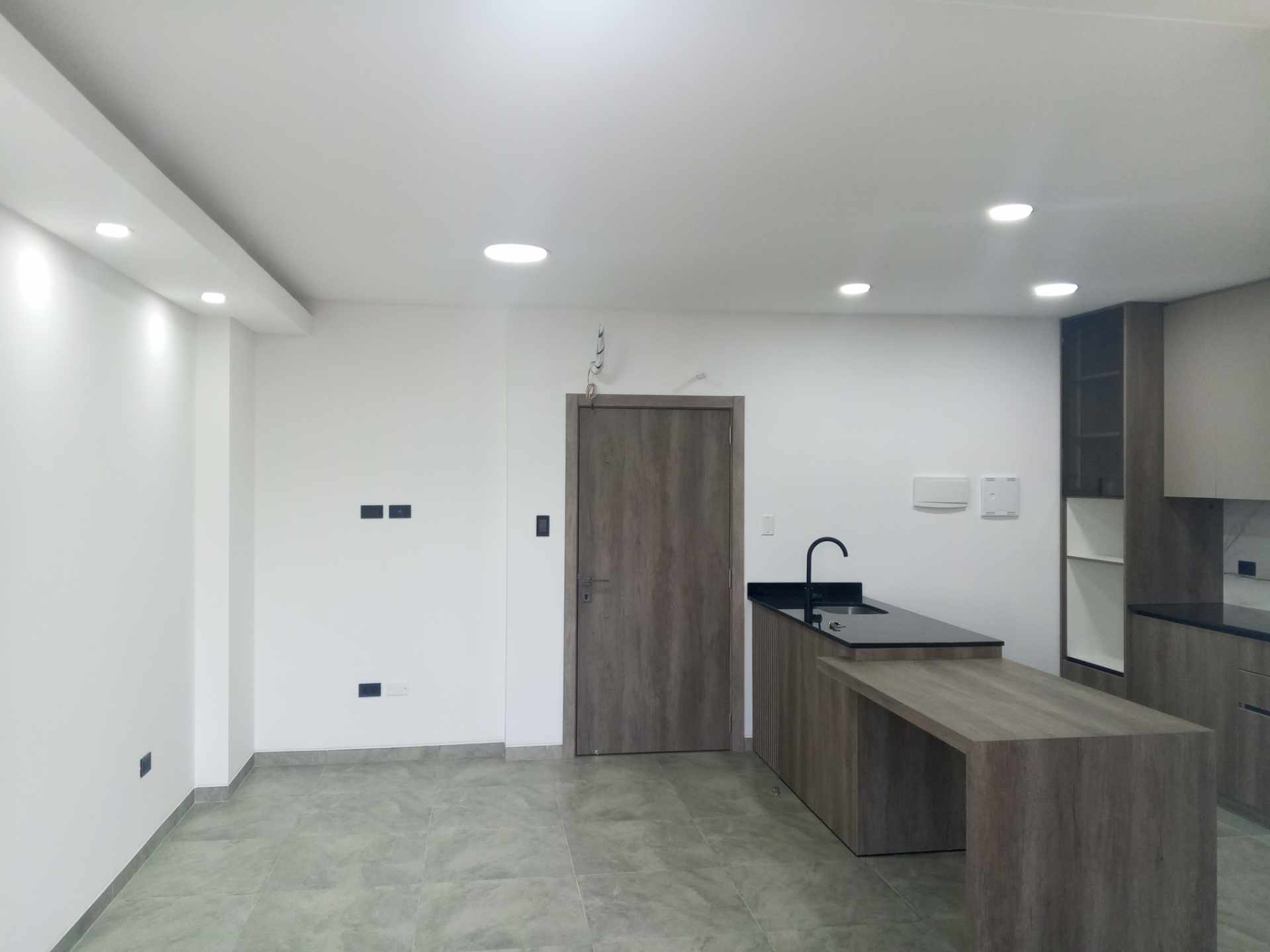 Departamento en Alquiler[CONDOMINIO TWIST| URBARI] ALQUILER SIN MUEBLES: DEPARTAMENTO 1 DORMITORIO CON BALCON A ESTRENAR Foto 2