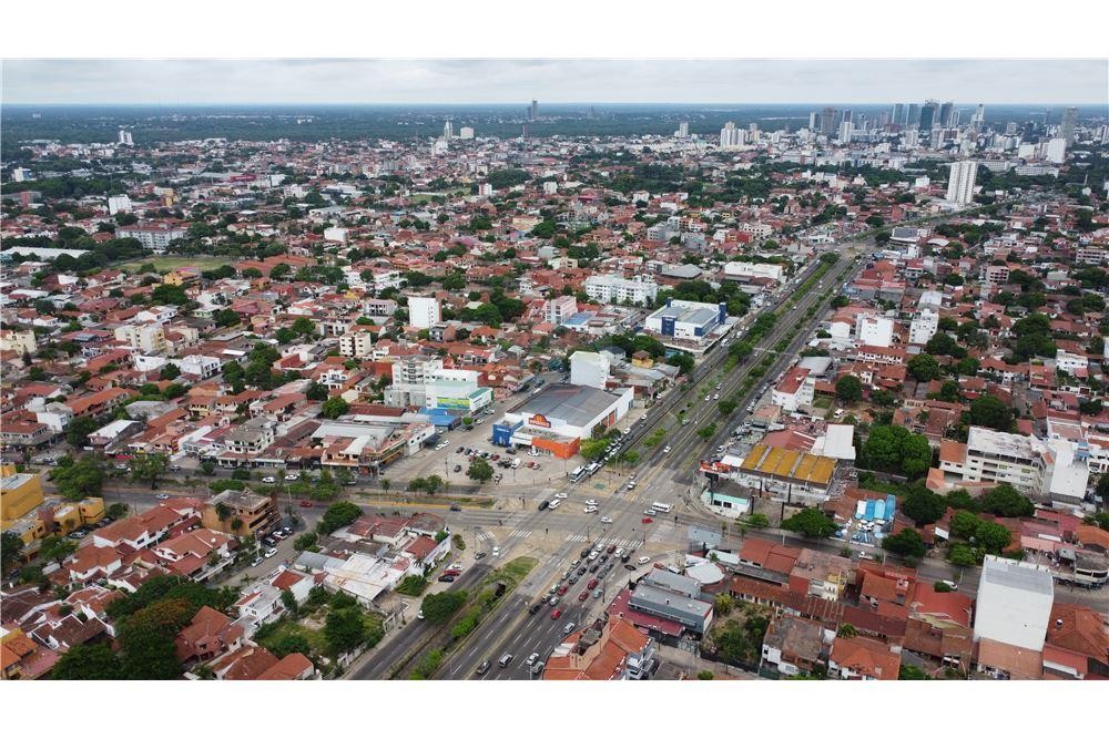 Edificio Avenida 26 de febrero - Segundo anillo a una cuadra Av. Piraí Foto 21