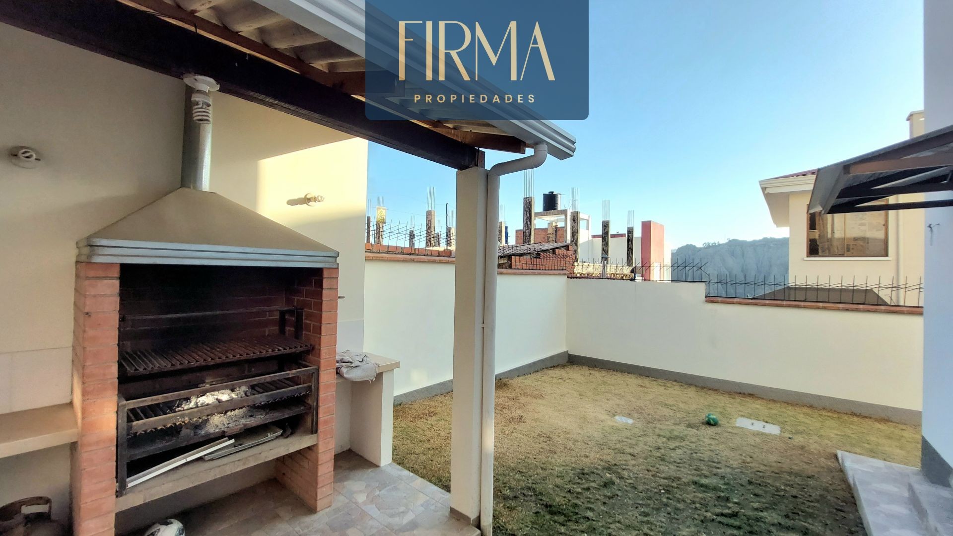 Casa CASA EN VENTA, ALTO IRPAVI PEÑA AZUL Foto 4