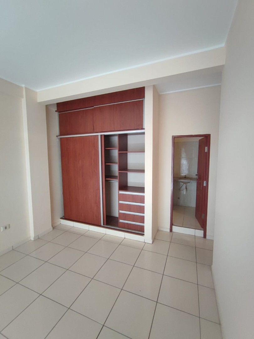 En Alquiler a Bs 4,000 Foto 10