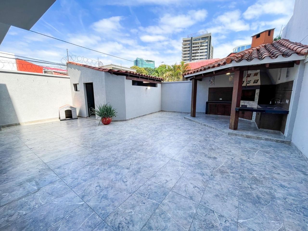 En Venta a $us 330,000 Foto 14