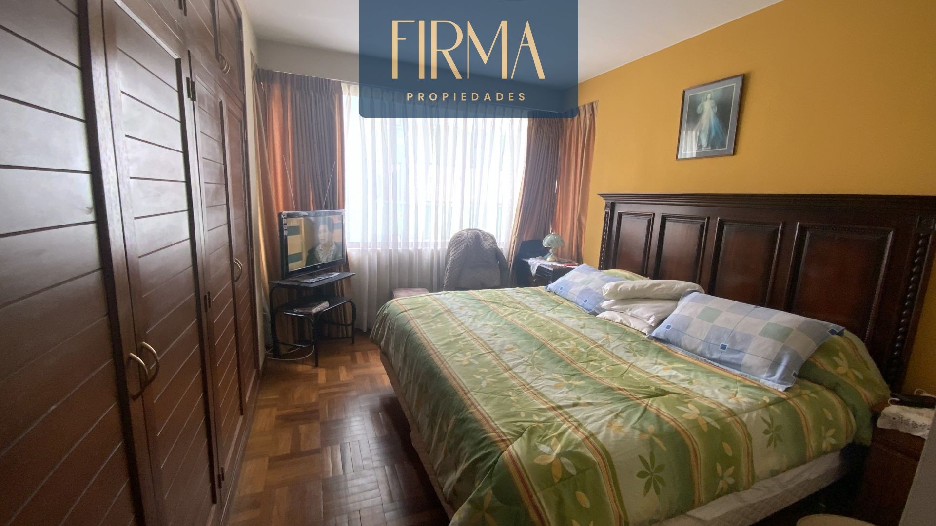 Departamento en VentaLOS PINOS 3 dormitorios 4 baños 1 parqueos Foto 5