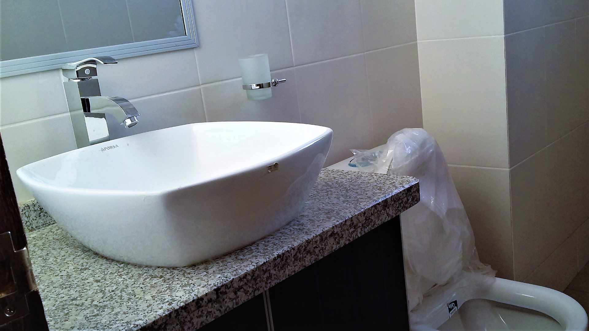 Departamento en Sarco en Cochabamba 2 dormitorios 2 baños 1 parqueos Foto 9