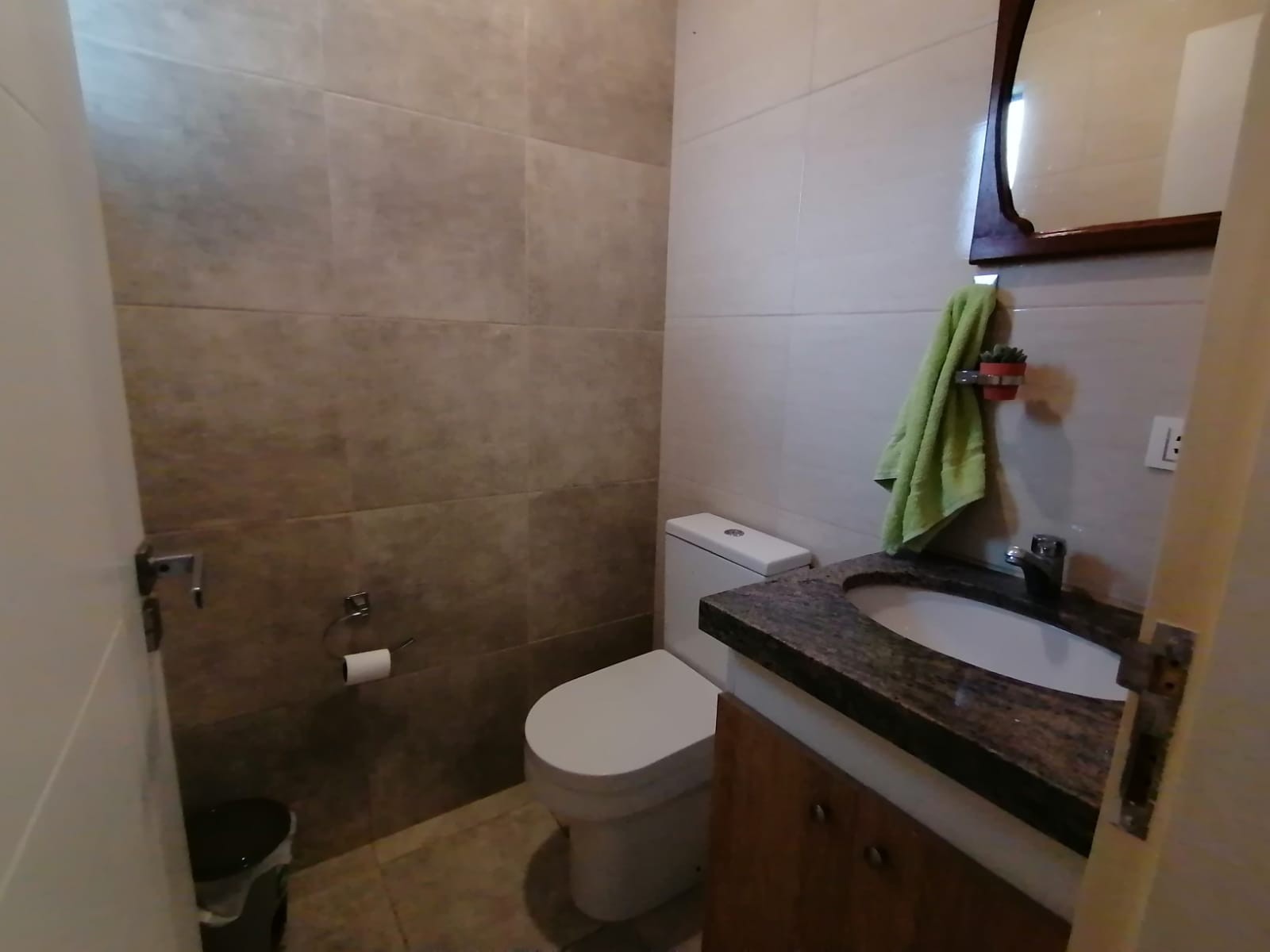 Casa en AlquilerURUBO CASA EN ALQUILER O VENTA !!!!
CONDOMINIOM SANTA CRUZ LA VIEJA 
HERMOSA CASA DE UNA PLANTA 
MUY ACOGEDORA !!!!! Foto 13