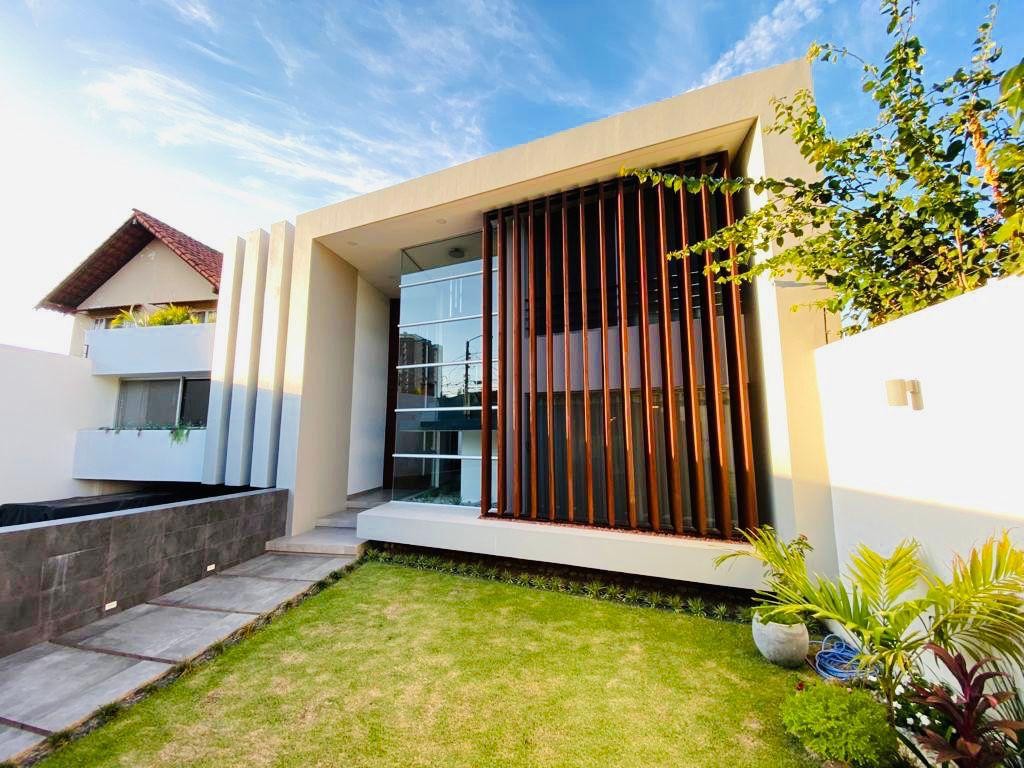 Casa en VentaAV. CRISTO REDENTOR ENTRE 2DO Y 3ER ANILLO Foto 1