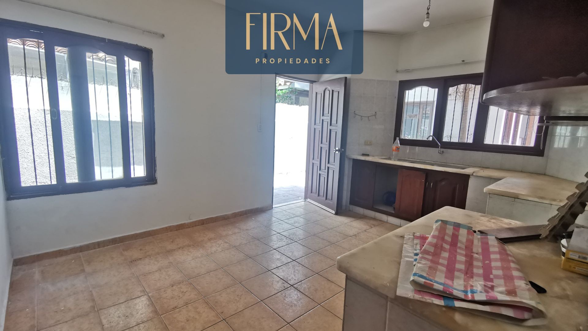 Casa en AlquilerAV BENI ENTRE 4to y 5to ANILLO, ZONA NORTE Foto 4