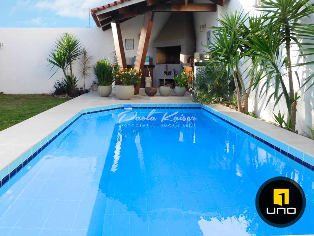 Casa en Carretera Norte en Santa Cruz de la Sierra 4 dormitorios 4 baños 4 parqueos Foto 5