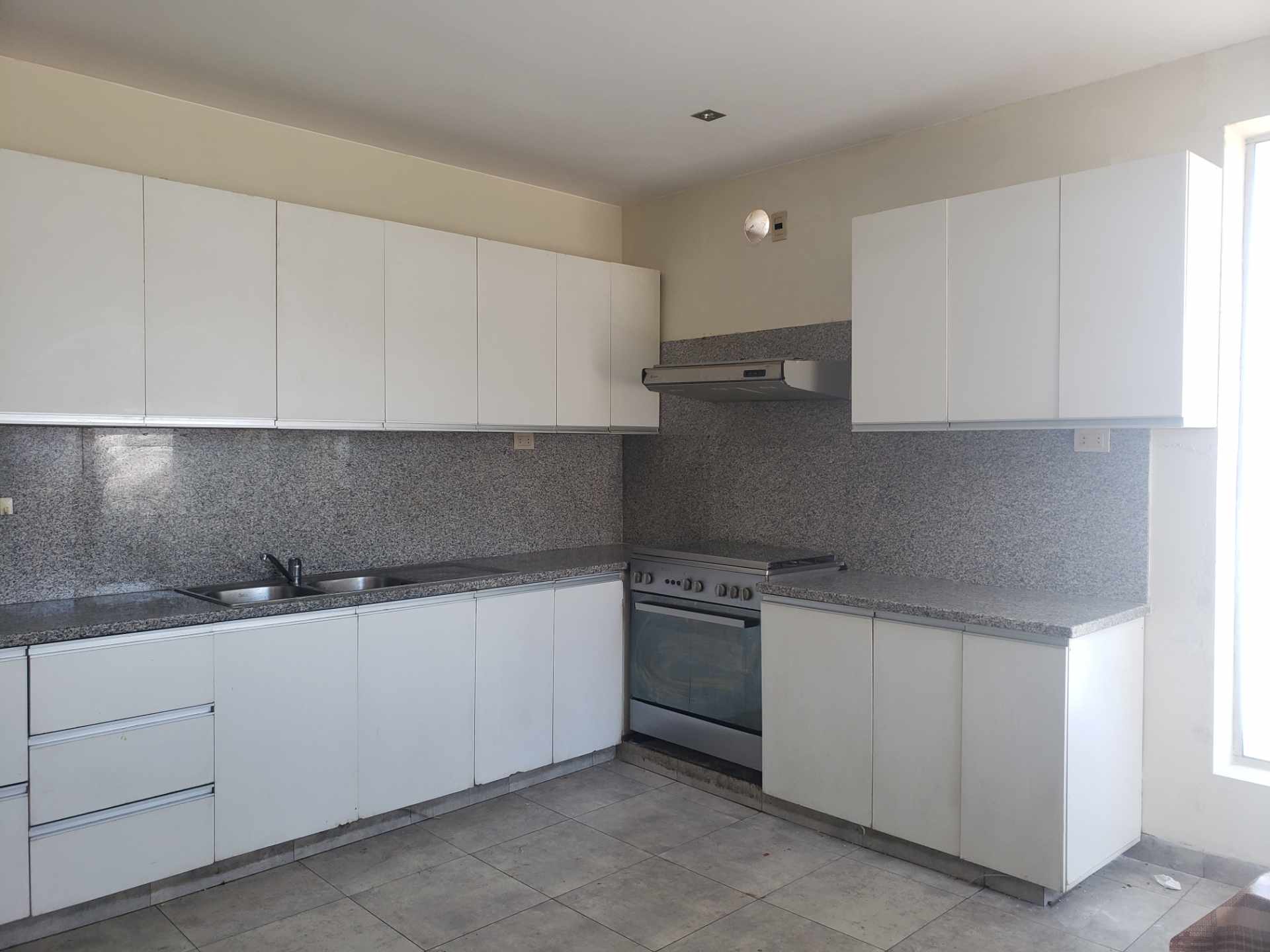 Casa en VentaCalle 2 #98 Urb. Los Olivos 5 dormitorios 4 baños 3 parqueos Foto 26