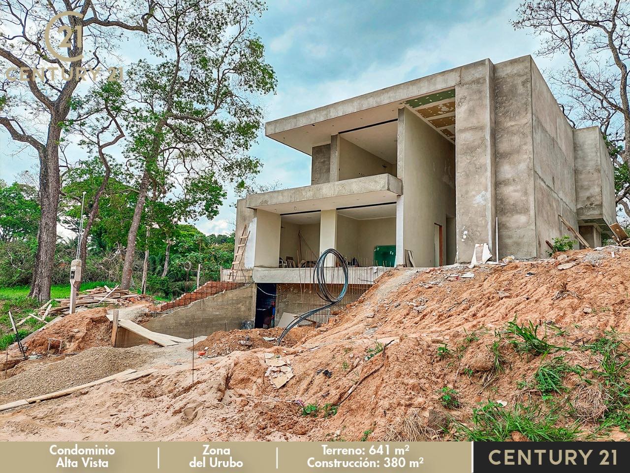 Casa en Urubó en Santa Cruz de la Sierra 5 dormitorios 4 baños 2 parqueos Foto 3