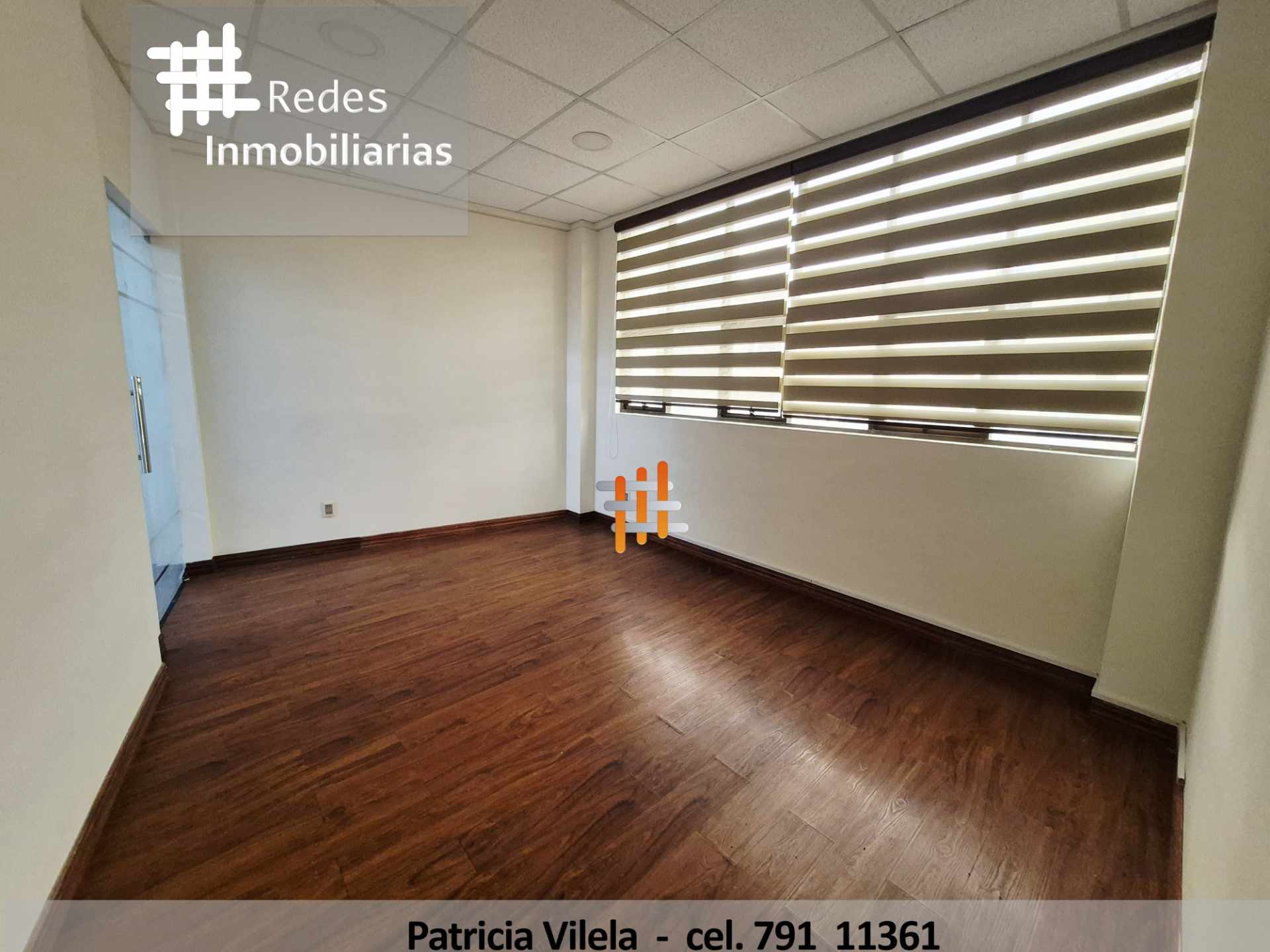 Oficina en Venta𝐈𝐍𝐂𝐎𝐌𝐏𝐀𝐑𝐀𝐁𝐋𝐄 𝐎𝐏𝐎𝐑𝐓𝐔𝐍𝐈𝐃𝐀𝐃 — 𝐇𝐄𝐑𝐌𝐎𝐒𝐀 𝐎𝐅𝐈𝐂𝐈𝐍𝐀 𝐄𝐍 𝐕𝐄𝐍𝐓𝐀 O ALQUILER  𝐄𝐍 𝐒𝐀𝐍 𝐌𝐈𝐆𝐔𝐄𝐋 5 dormitorios 2 baños  Foto 3