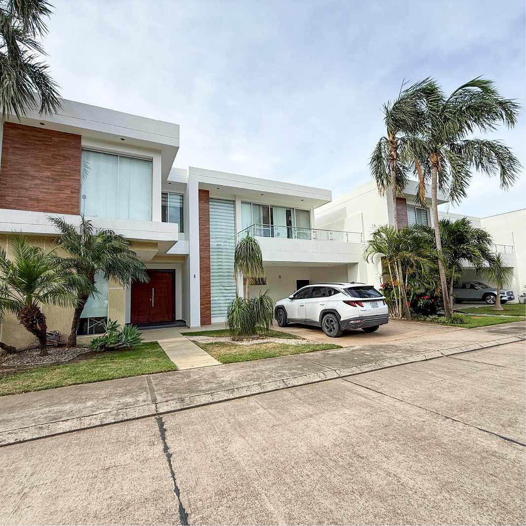 Casa en AlquilerCONDOMINIO JARDINES DEL NORTE III Foto 1