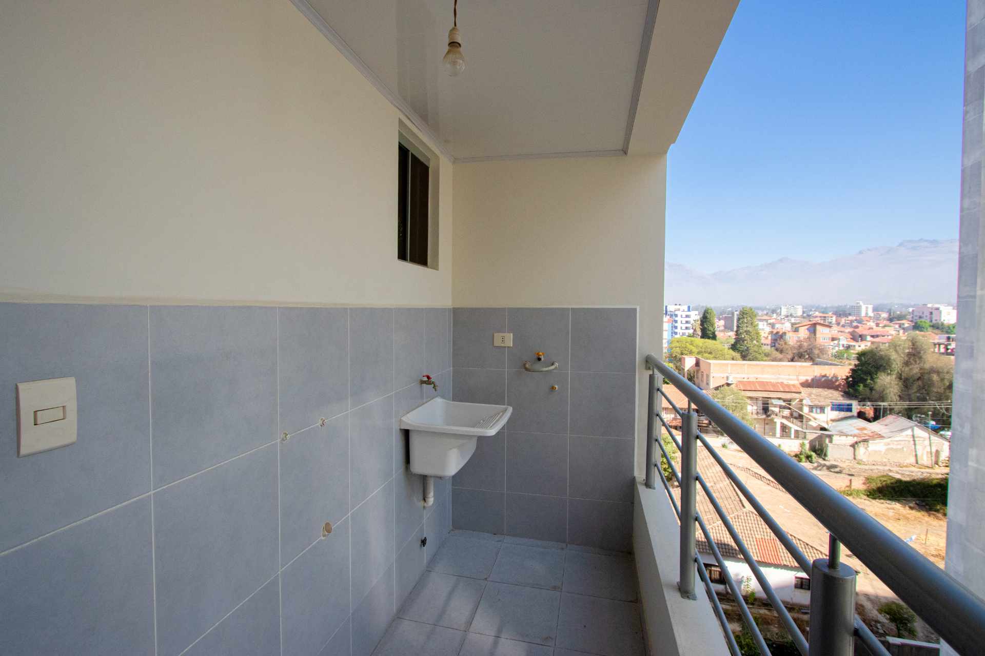 Departamento en Sarco en Cochabamba 4 dormitorios 3 baños 2 parqueos Foto 16