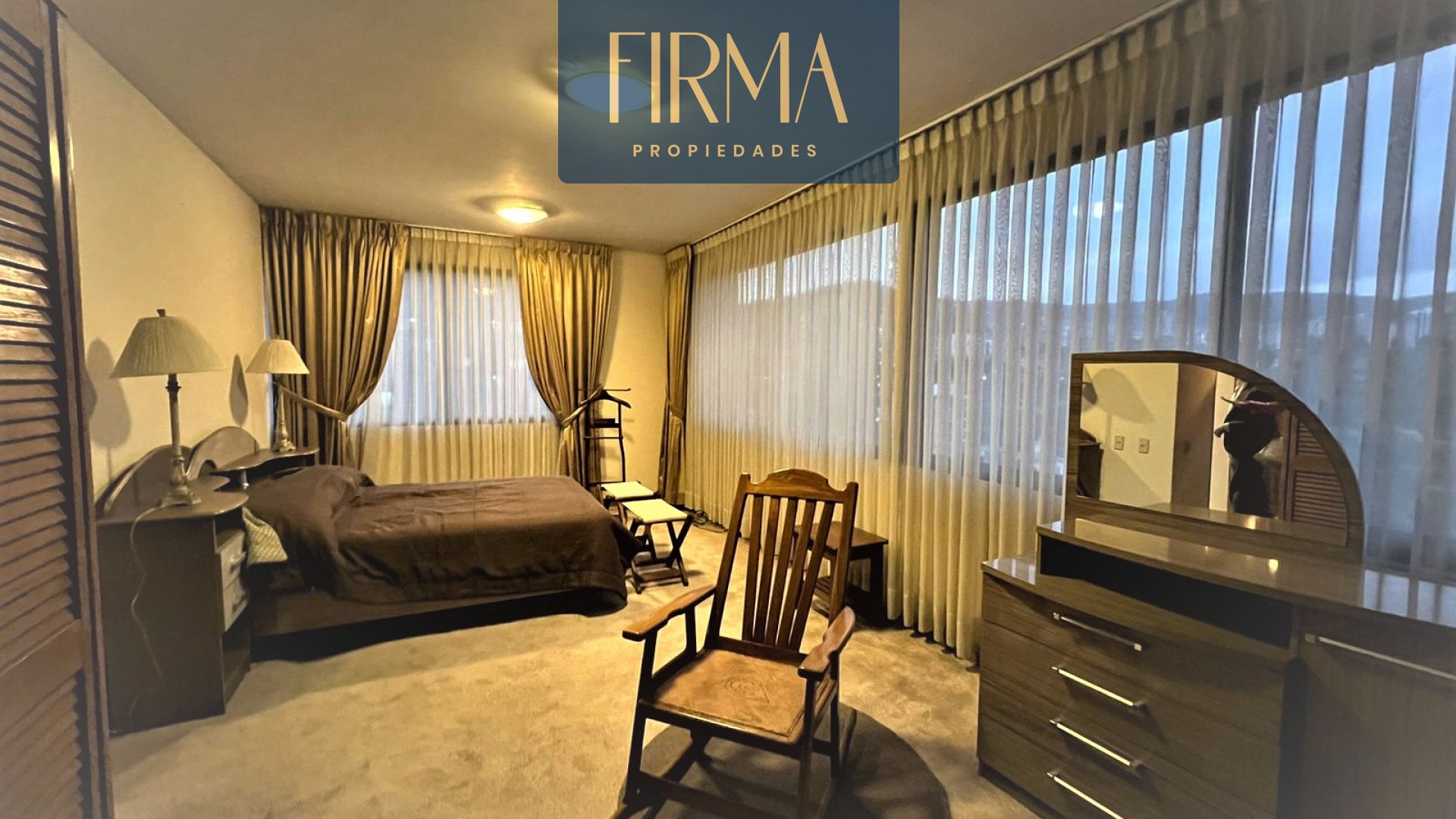 Departamento en Centro en La Paz 3 dormitorios 4 baños 1 parqueos Foto 5