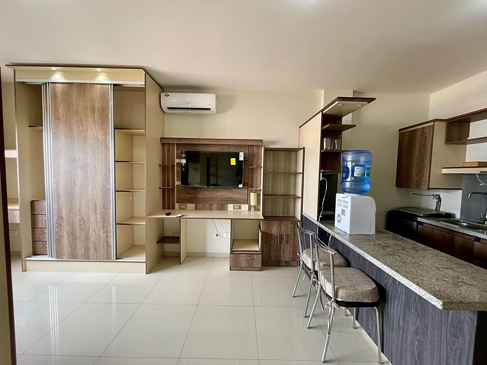 Departamento CondominioBarcelona, carretera al norte km 8 Foto 4