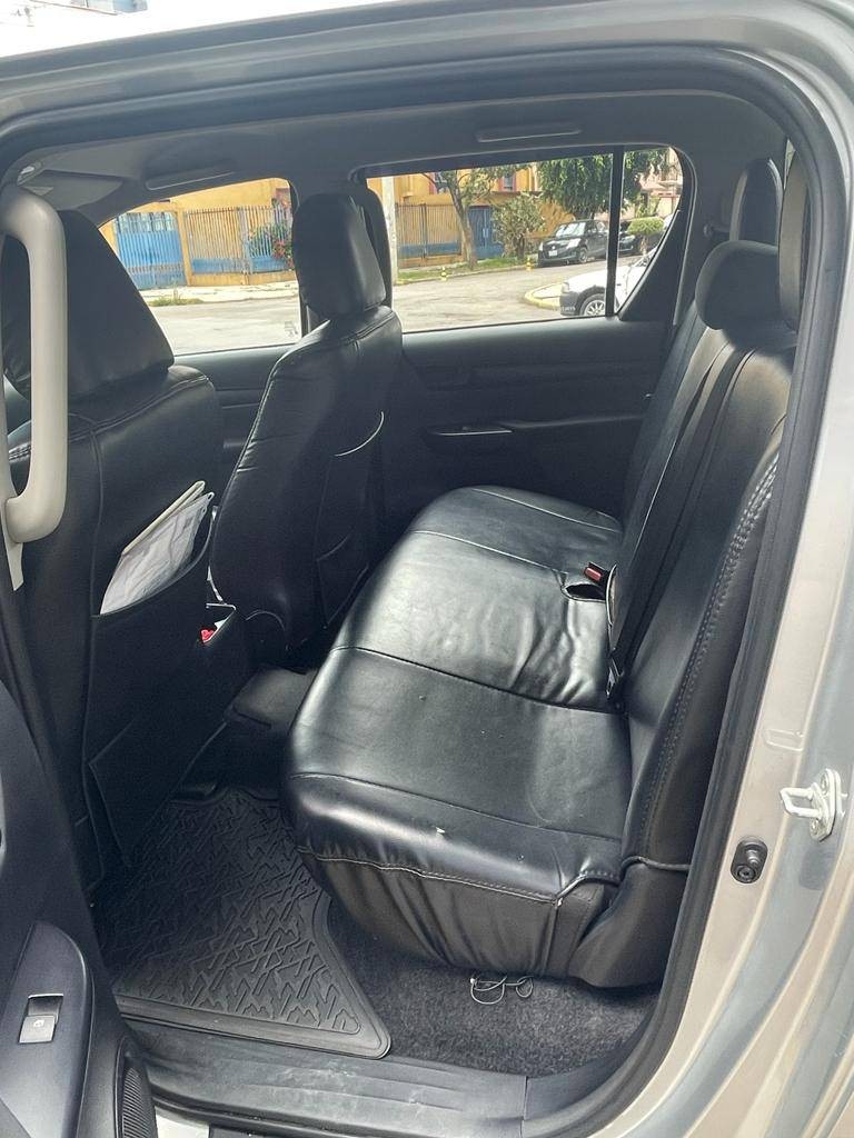 Terreno en Venta$us.32.800.-  CAMIONETA TOYOTA HILUX SACADA DE TOYOSA COCHABAMBA    Foto 7